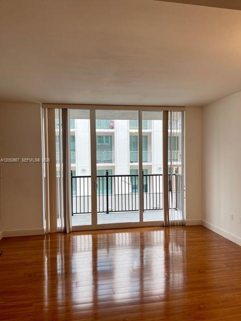 Foto del edificio - 4100 Salzedo St