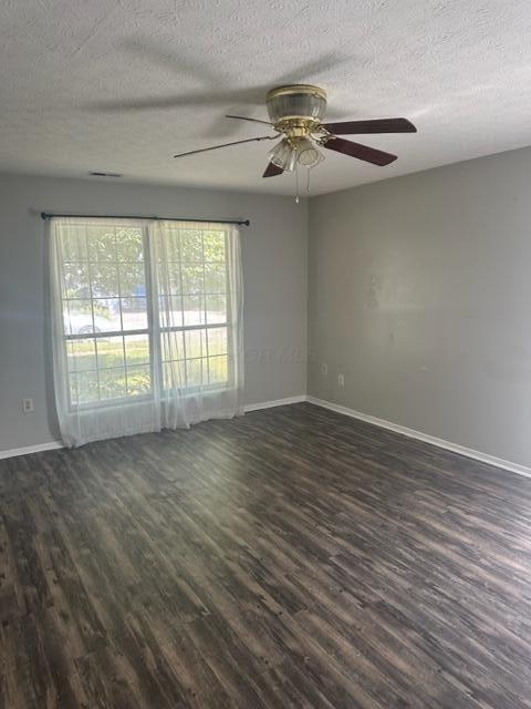 Foto del edificio - 3953 Deer Lake Way