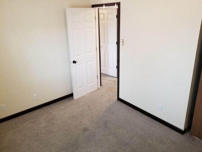 Foto del edificio - 2 bedroom in Billings MT 59102