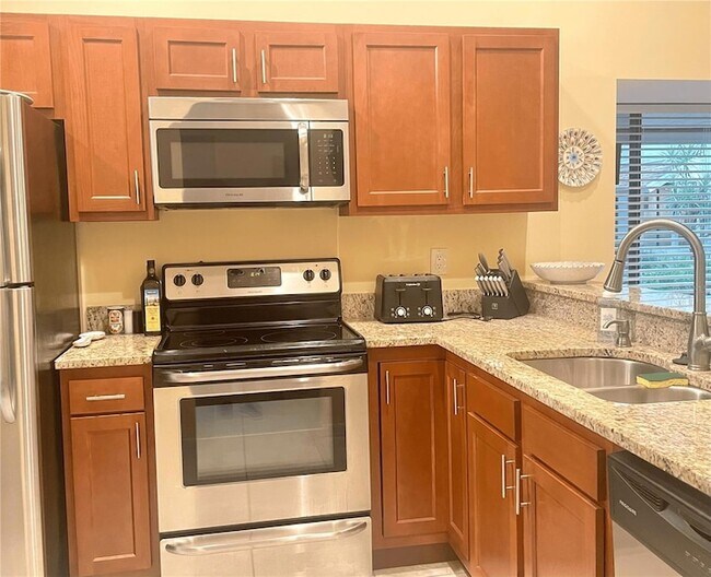 Foto del edificio - 5256 Myrtle Wood