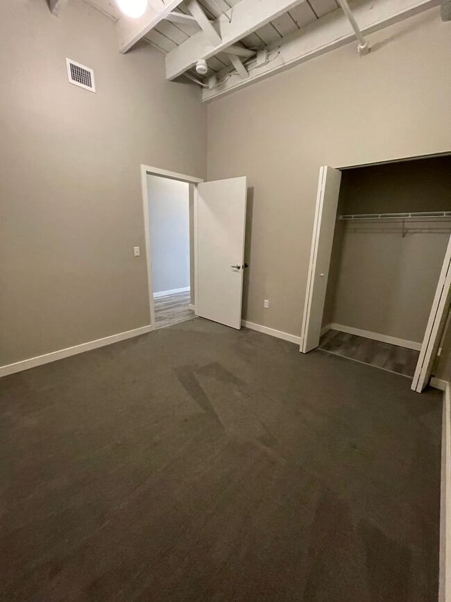 Interior Photo - Smallman Flats