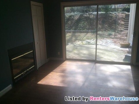 Building Photo - 505 Wimbledon Rd NE