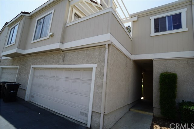 Primary Photo - 1050 Golden Springs Dr