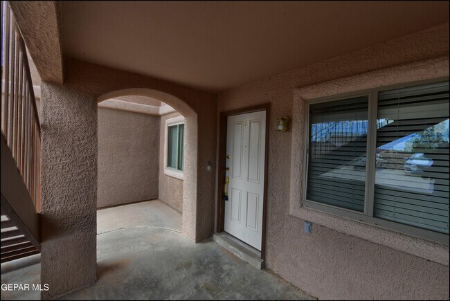Foto del edificio - 3404 Blue Earth Ln