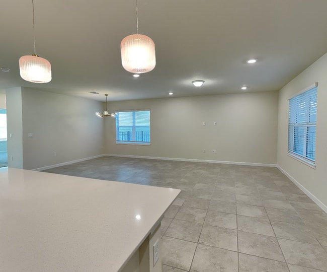 Foto del edificio - 4079 Feather Tree Dr