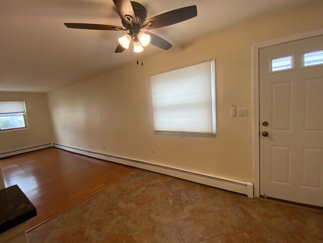 Building Photo - 146 Beach 129th St
