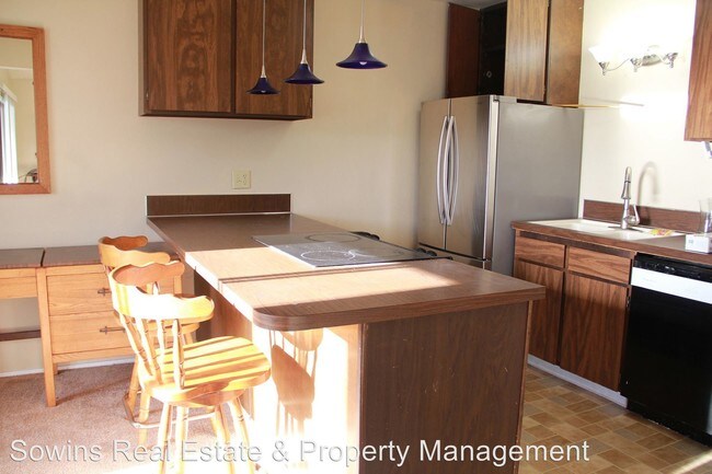 Foto del edificio - 1 br, 1 bath Apartment - 346 NE Skipanon