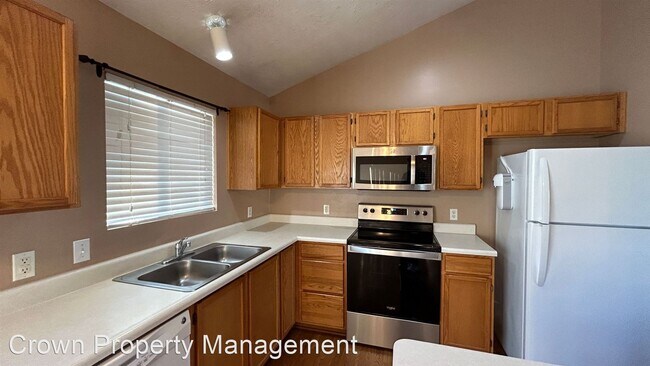 Building Photo - 3 br, 2 bath House - 7223 S. 176th St.