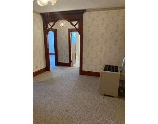 Foto del edificio - 470 N Belmont St