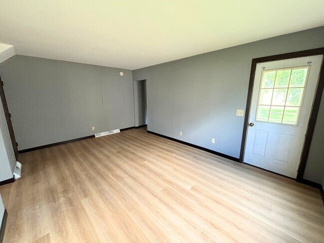 Foto del edificio - 822 Menomonie St