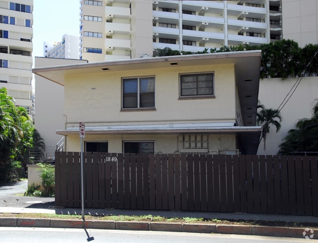 Building Photo - 1849 Kaioo Dr