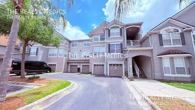 Building Photo - 3337 S Kirkman Rd