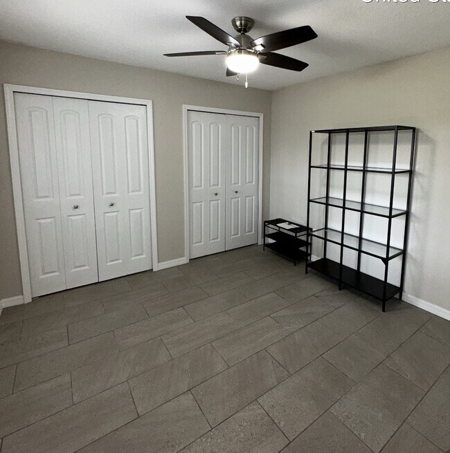 Foto del edificio - 43 Windtree Ln