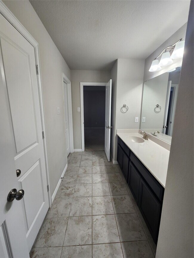 Foto del edificio - Spacious Home in Eagle Mountain-Saginaw