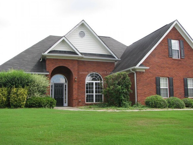 Building Photo - 75 Planters Dr