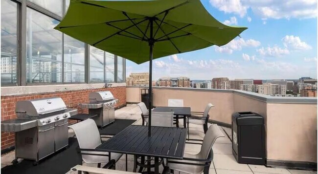Foto del edificio - 730 15th St S