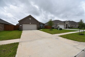 Building Photo - 2128 Port Jackson Dr