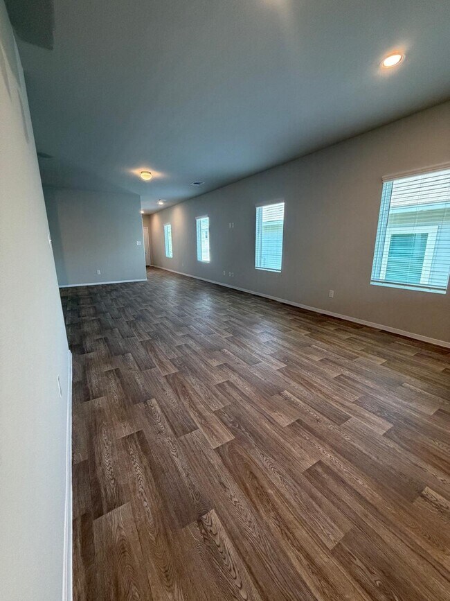 Building Photo - 2701 Towy Rd