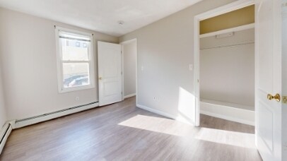 Building Photo - 677 Bennington St