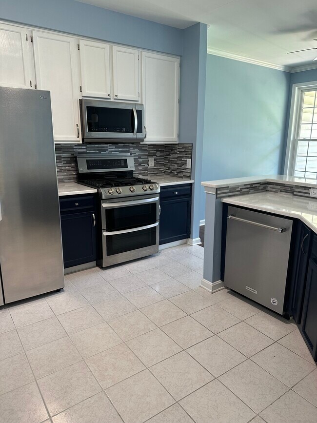 148 Rosebay Ct Unit 148, Delran, NJ 08075 Condo for Rent in Delran