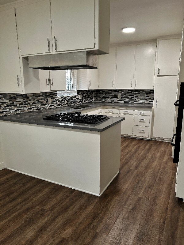 Primary Photo - 1339 Hobart Blvd