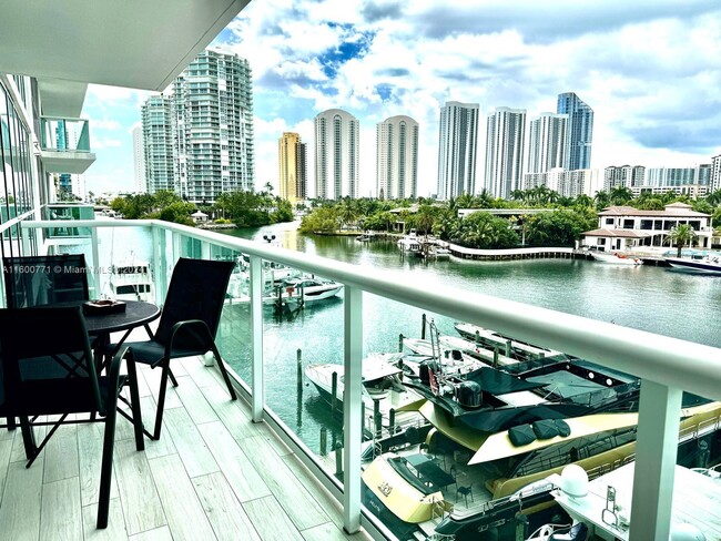 Foto del edificio - 400 Sunny Isles Blvd