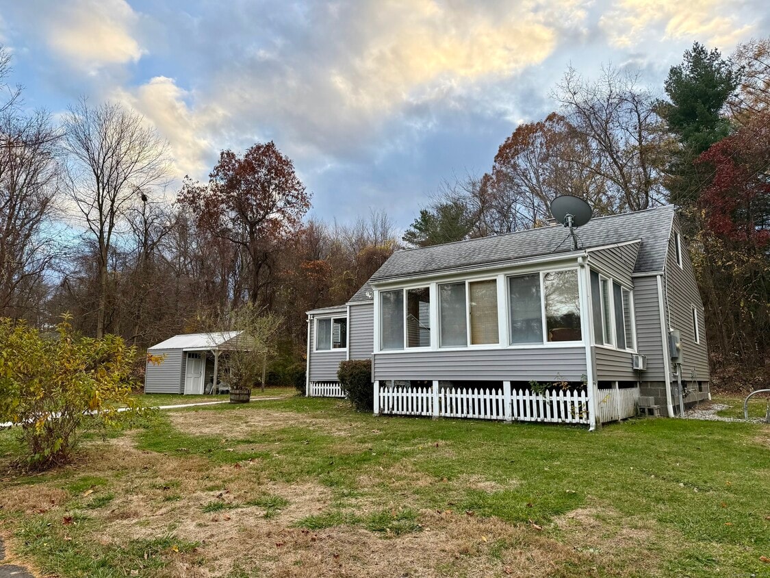 Foto principal - 213 Georgetown Rd