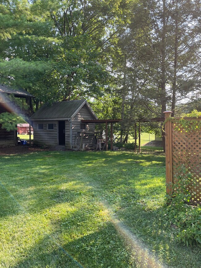 Foto del edificio - 202 W Pine St