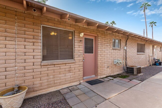 Photo - Prime Tempe Location – Minutes from ASU! Apartment