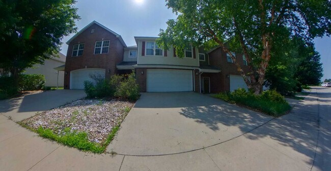 Building Photo - West Side + Fenced-in Yard + Attached 2-Ca...