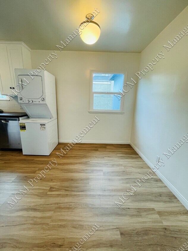 Unit #4 Dining Area - 1200 Crenshaw Blvd