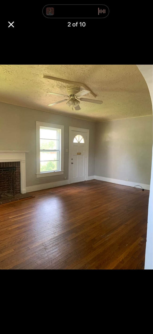 Building Photo - 4015 Spurgeon Dr