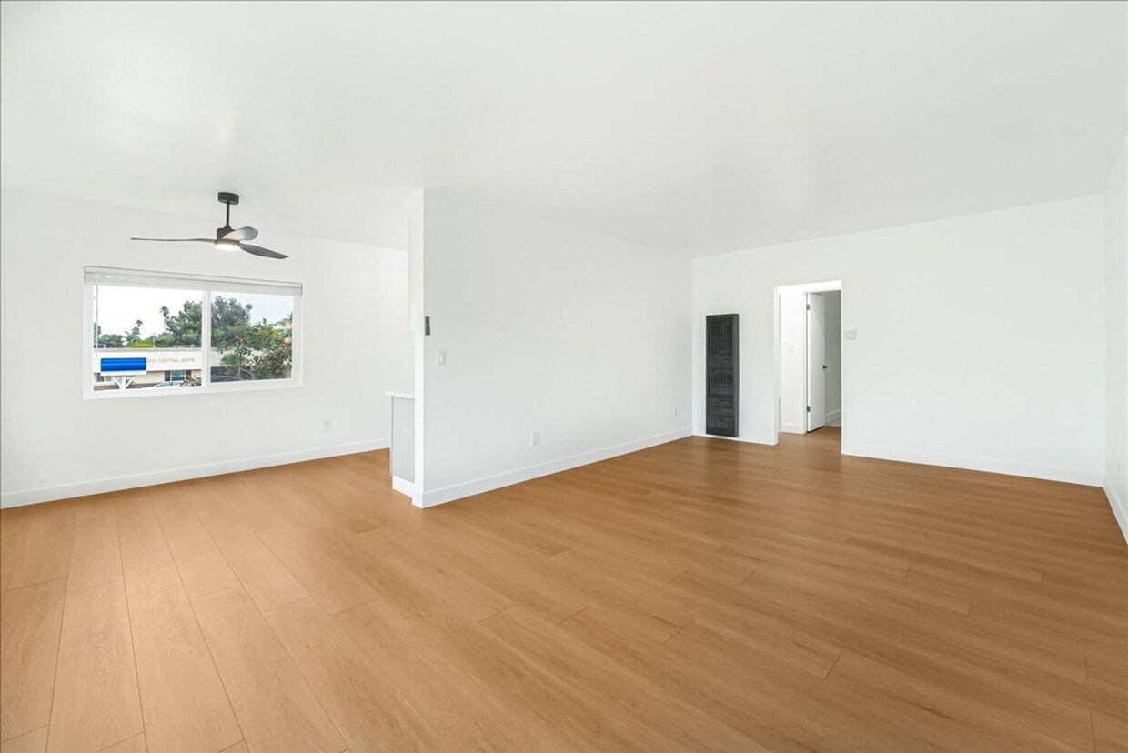 Primary Photo - Beautifully Renovated Two Bedroom Manhatta...