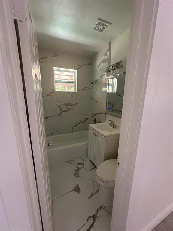 Foto del edificio - 1754 NE 48th Ct