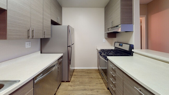 Interior Photo - Huntington Vista