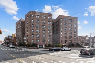 Building Photo - 48-21 40th St