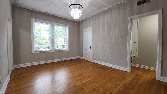 Building Photo - 7507 Oxford Dr