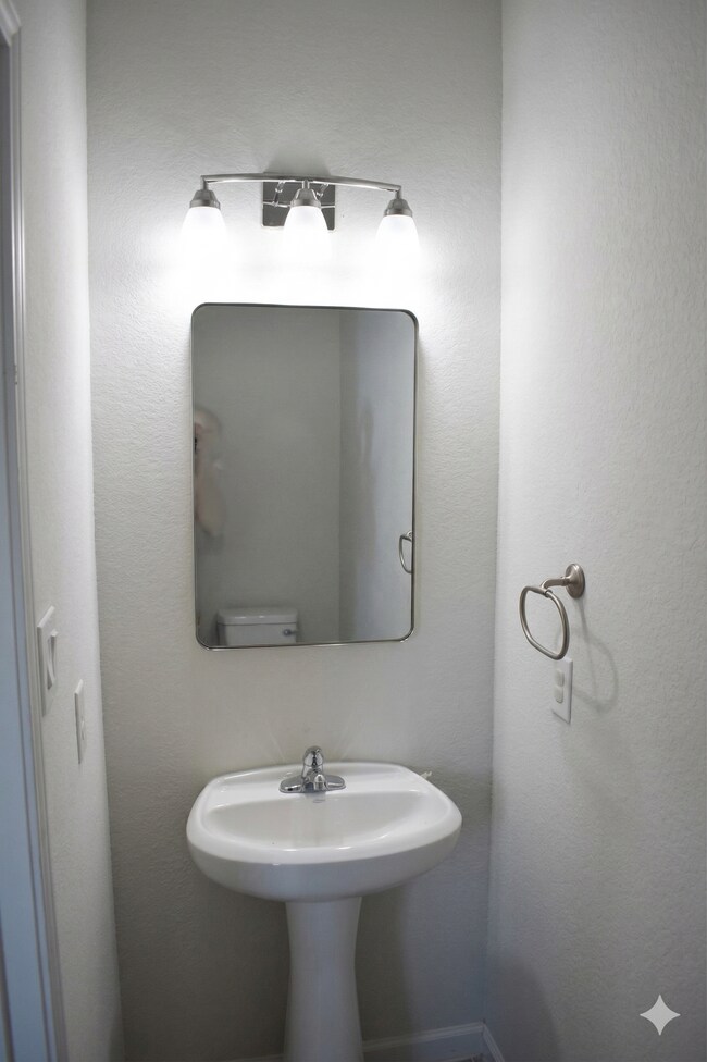 Foto del edificio - 7952 Blue St