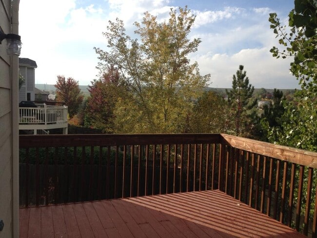 deck - 759 Topaz Street
