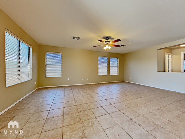 Building Photo - 672 W Barrus St