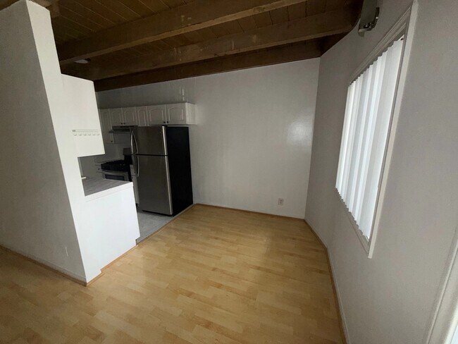 Foto del edificio - 3758 Inglewood Blvd