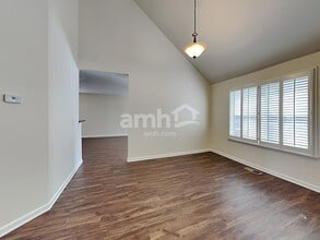 Building Photo - 2711 Waywood Dr