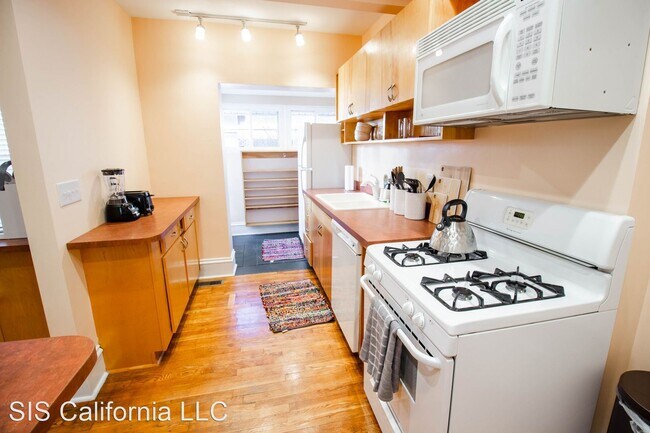Foto del edificio - 2 br, 1 bath House - 95 E First Ave Apt#5