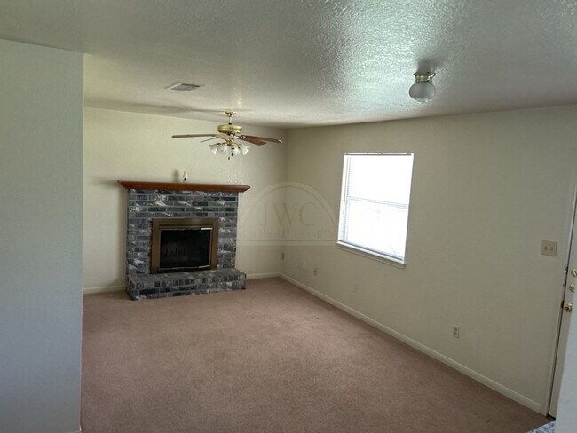 Building Photo - 3804 Water Oak Dr., Killeen
