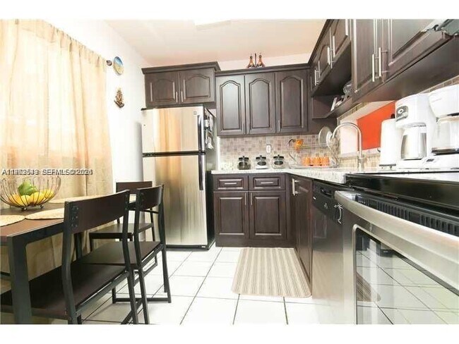 Foto del edificio - 8600 SW 133rd Avenue Rd