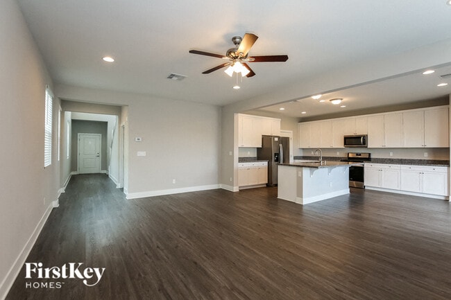 Building Photo - 3128 Cipro Ave
