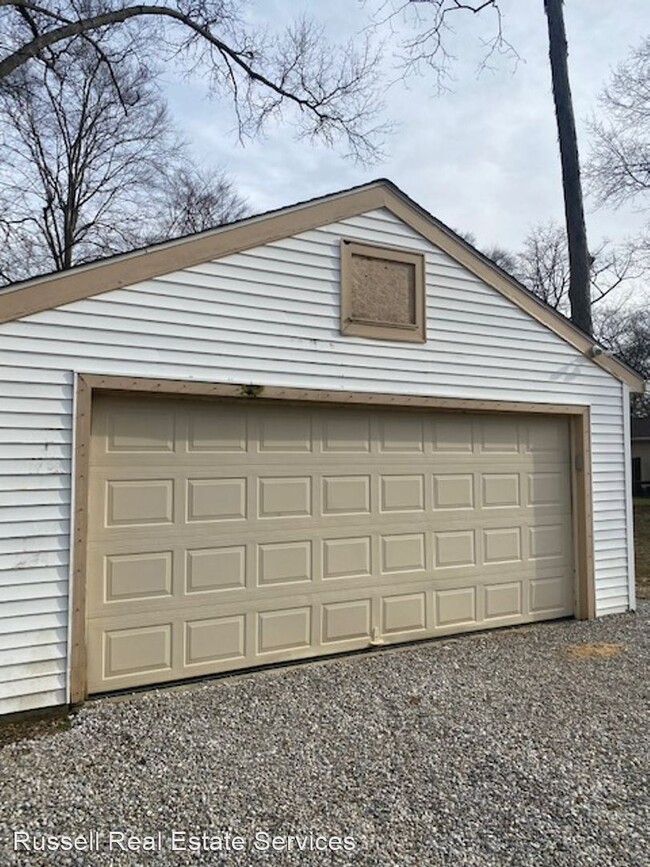 Building Photo - 4 br, 2 bath House - 4129 Stow Rd