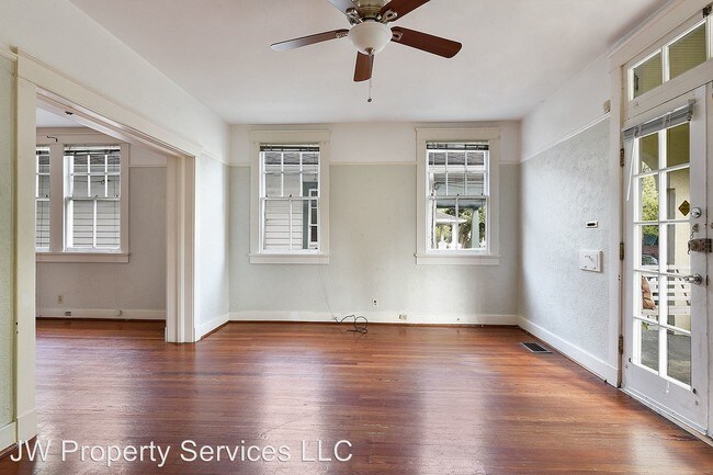 Foto del edificio - 8112 Freret St