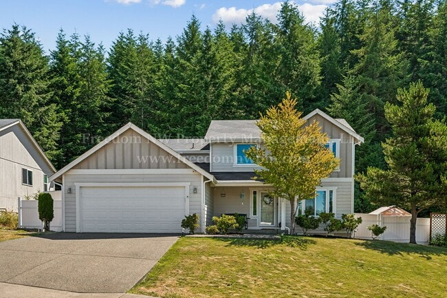 Foto del edificio - 704 Evergreen Place