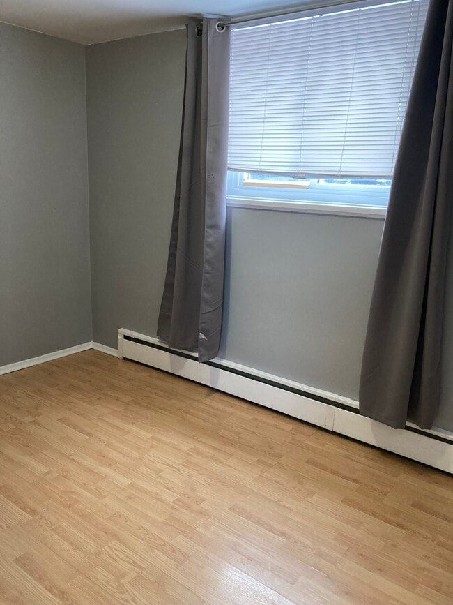 Building Photo - 95 Kehl St